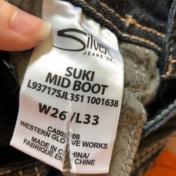 SILVER SUKI Mid Rise Bootcut Jeans - Picture 7 of 8